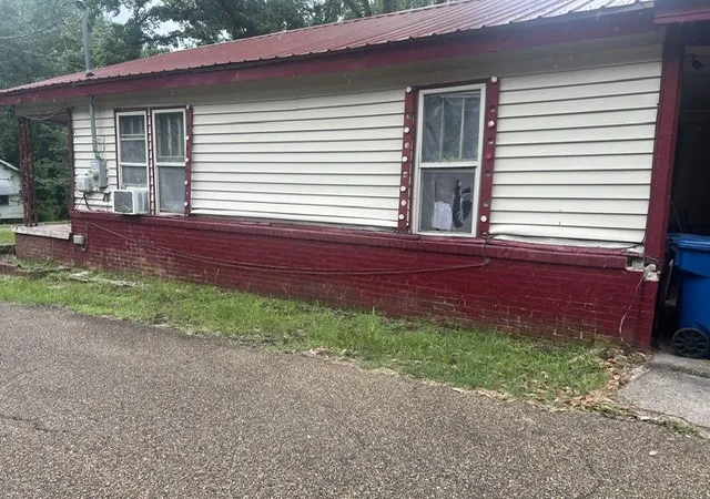 Photo 3 of Single family home for sale at 317 Joel St, Minden, LA 71055 | MLS# 21305980 | Listing updated on 2026-09-03
