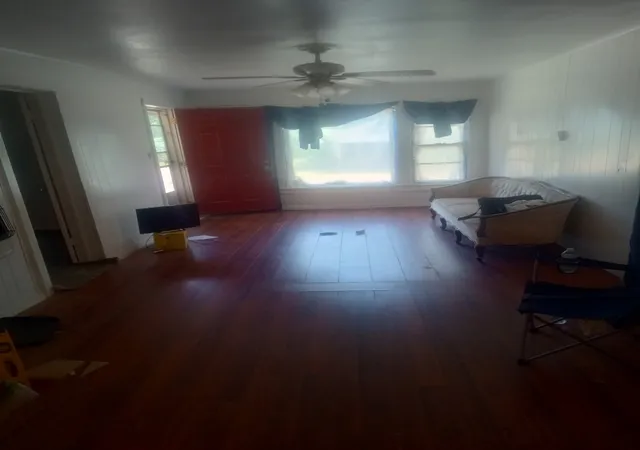 Photo 3 of Single family home for sale at 317 Joel St, Minden, LA 71055 | MLS# 21305980 | Listing updated on 2026-09-03