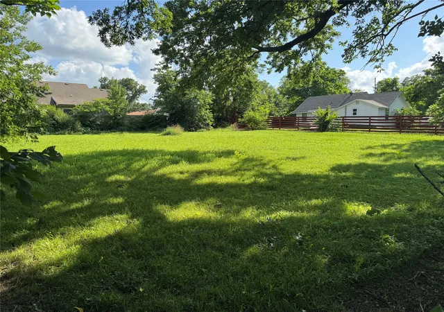 Photo 3 of Land for sale at 602 Seven Oaks Rd, Bonham, TX 75418 | MLS# 21306026 | Listing updated on 2026-09-25