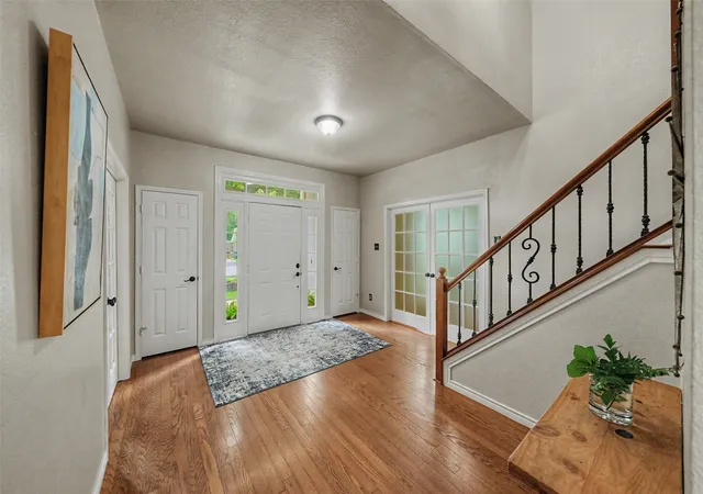 Photo 2 of Sale Pending at 3318 Clearfield Dr, Grapevine, TX 76051 | MLS# 21303764 | Listing updated on 2026-07-15