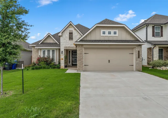 Photo 3 of Single family home for sale at 11313 Celestial Ct, Lorena, TX 76655 | MLS# 21305487 | Listing updated on 2026-08-22
