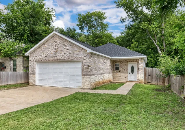 Photo 2 of Single family home for sale at 2763 Prosperity Ave, Dallas, TX 75216 | MLS# 21295138 | Listing updated on 2026-08-24