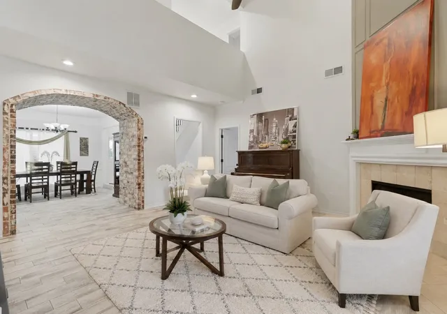 Photo 3 of Single family home for sale at 2900 Roper Dr, Plano, TX 75025 | MLS# 21300788 | Listing updated on 2026-08-31