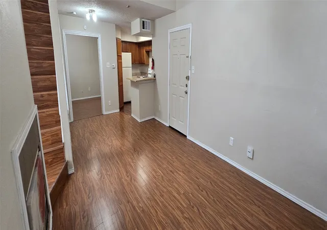 Photo 3 of Condo for sale at 9805 Walnut St #204, Dallas, TX 75243 | MLS# 21306177 | Listing updated on 2026-08-22