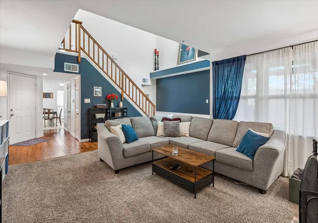 Photo 3 of Single family home for sale at 301 Stoneledge, Irving, TX 75063 | MLS# 21305764 | Listing updated on 2026-08-22