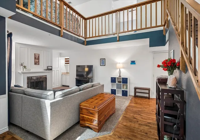 Photo 3 of Single family home for sale at 301 Stoneledge, Irving, TX 75063 | MLS# 21305764 | Listing updated on 2026-08-22