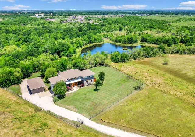 Single family home for sale at 134 Longhorn Trl, Royse City, TX 75189 | MLS# 21295156