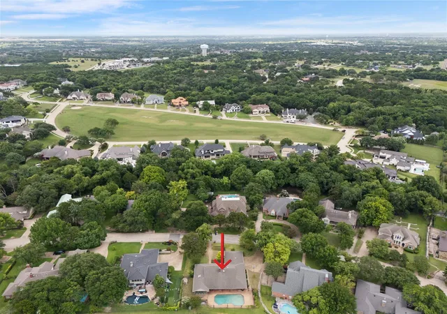 Photo 3 of Single family home for sale at 126 Shepherds Glen Rd, Rockwall, TX 75032 | MLS# 21295274 | Listing updated on 2026-08-28