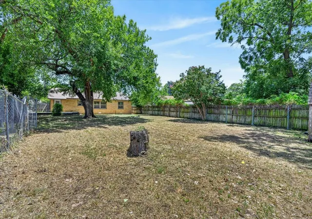 Homes for sale in Stephenville, TX | 1030 Isla, Stephenville, TX 76401 | MLS# 21304995