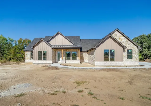 Photo 1 of Single family home for sale at 247 Jimmy Ln, Millsap, TX 76066 | MLS# 21226442 | Listing updated on 2026-10-05