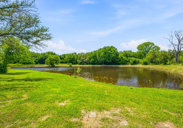 Homes for sale in Tolar, TX | 5500 Friendship Rd, Tolar, TX 76476 | MLS# 21305806