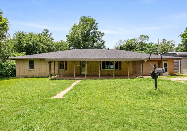 Photo 1 of Single family home for sale at 2417 N County Road 810, Alvarado, TX 76009 | MLS# 21306319 | Listing updated on 2026-09-22