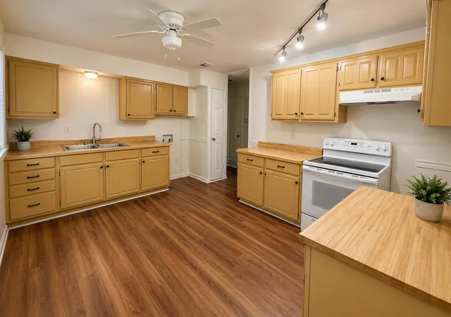 Photo 3 of Single family home for sale at 1315 Athens Dr, Mesquite, TX 75149 | MLS# 21306304 | Listing updated on 2026-08-22