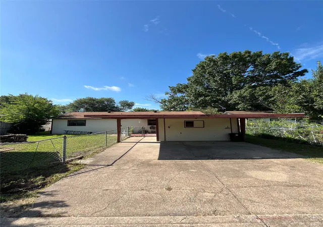 Homes for sale in Allen, TX | 909 Wandering Way Dr, Allen, TX 75002 | MLS# 21306422