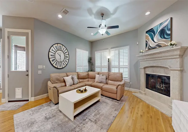 3rd image of 8900 Bluestem Dr, Lantana, TX 76226 | MLS# 21306440