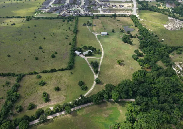 Photo 2 of Land for sale at 809 Stephenson Rd, Red Oak, TX 75154 | MLS# 21306224 | Listing updated on 2026-08-22