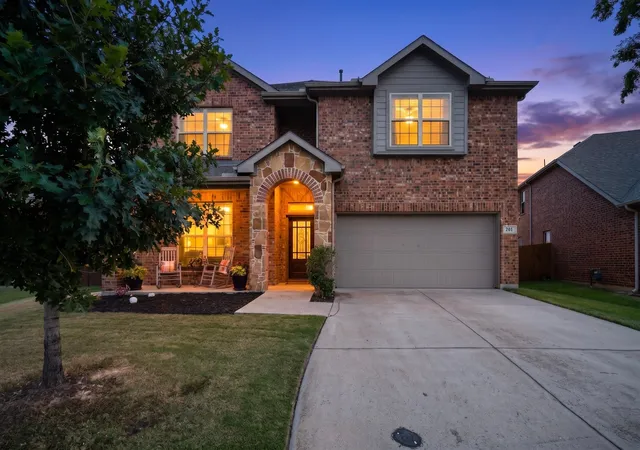Single family home for sale at 201 Sandy Creek Wy, McKinney, TX 75072 | MLS# 21304243
