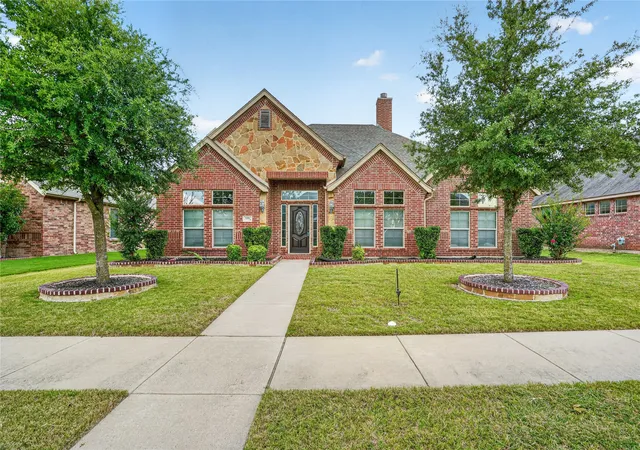 Homes for sale in De Soto, TX | 1500 Wren St, De Soto, TX 75115 | MLS# 21305502