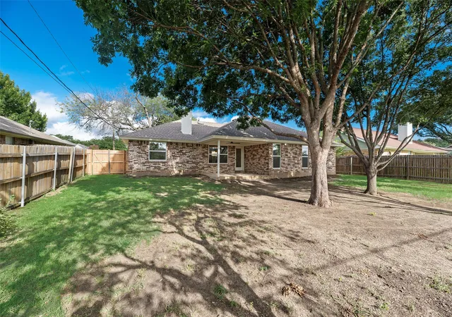 Homes for sale in Keller, TX | 577 Bluebonnet Dr, Keller, TX 76248 | MLS# 21303377