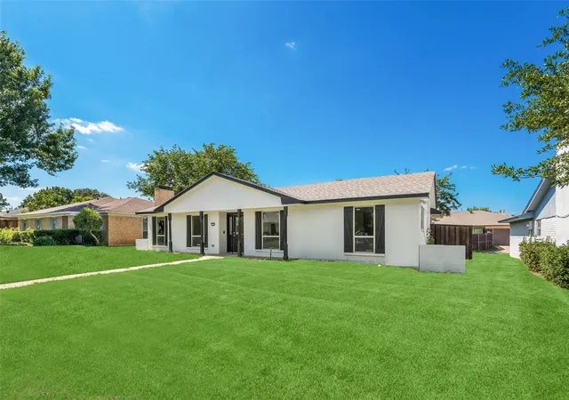 Photo 2 of Sale Pending at 2113 Poppy Ln, Richardson, TX 75081 | MLS# 21293067 | Listing updated on 2026-09-30