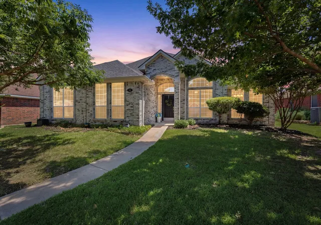 Homes for sale in Lewisville, TX | 1662 Waterford Dr, Lewisville, TX 75077 | MLS# 21305350
