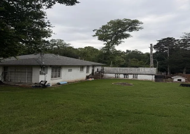 Photo 3 of Single family home for sale at 1531 E Lakeview Dr, Dallas, TX 75216 | MLS# 21306011 | Listing updated on 2026-08-31