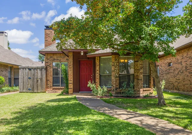 Homes for sale in Carrollton, TX | 2029 Falcon Ridge Dr #A, Carrollton, TX 75010 | MLS# 21306078
