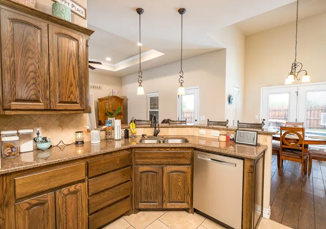 Homes for sale in Henrietta, TX | 1004 Vineyard Ln, Henrietta, TX 76365 | MLS# 21306735
