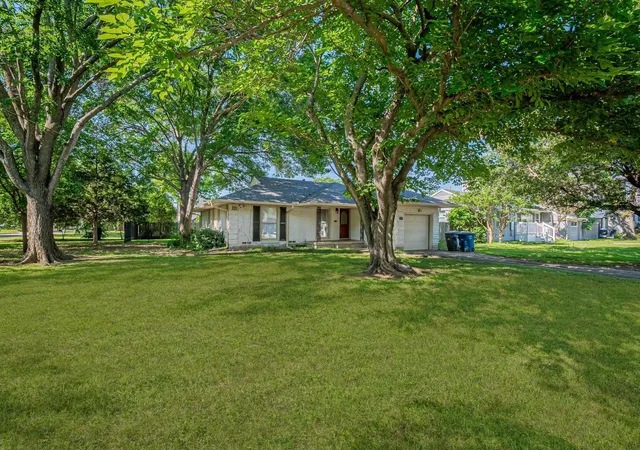 Photo 3 of Single family home for sale at 3946 Cortez Dr, Dallas, TX 75220 | MLS# 21306812 | Listing updated on 2026-08-19