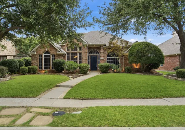 Homes for sale in Frisco, TX | 11014 Shadow Brook Ln, Frisco, TX 75035 | MLS# 21306428