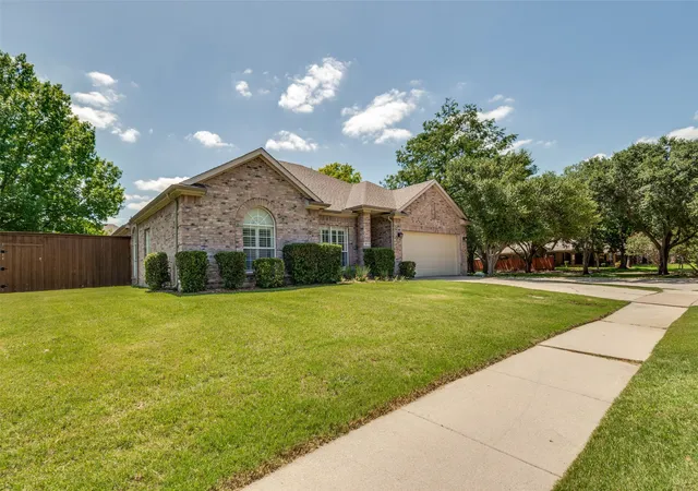 Homes for sale in Irving, TX | 10113 Carano Ct, Irving, TX 75063 | MLS# 21301855