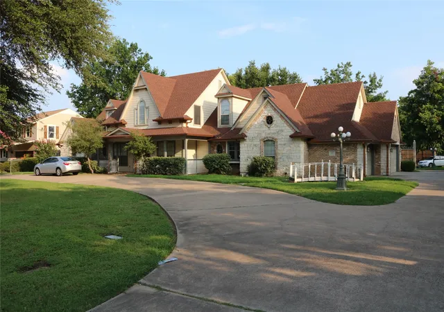 Photo 1 of Single family home for sale at 3010 St Lo, Irving, TX 75060 | MLS# 21304318 | Listing updated on 2026-07-27