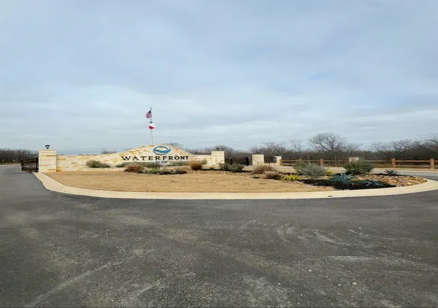 Homes for sale in Corsicana, TX | Lot 30 Waterfront Club, Corsicana, TX 75110 | MLS# 21306938