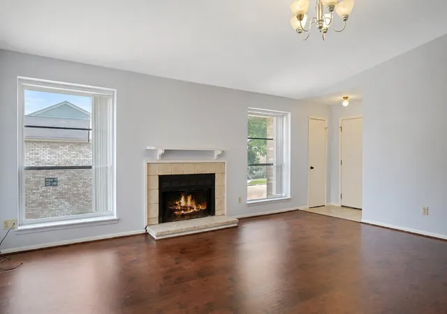 3rd image of 8100 Cambridge St #124, Houston, TX 77054 | MLS# 21305696