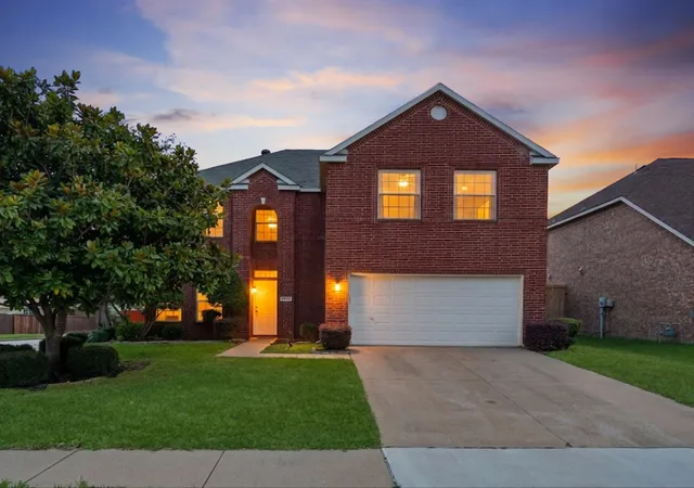 Photo 2 of Single family home for sale at 10701 Augusta Ln, Rowlett, TX 75089 | MLS# 21306970 | Listing updated on 2026-10-07