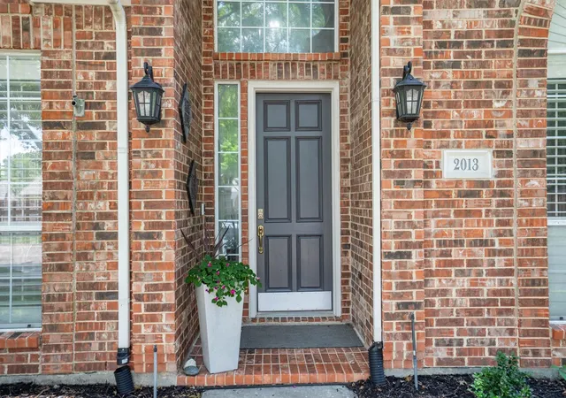 Homes for sale in Flower Mound, TX | 2013 Marlow Dr, Flower Mound, TX 75028 | MLS# 21305633