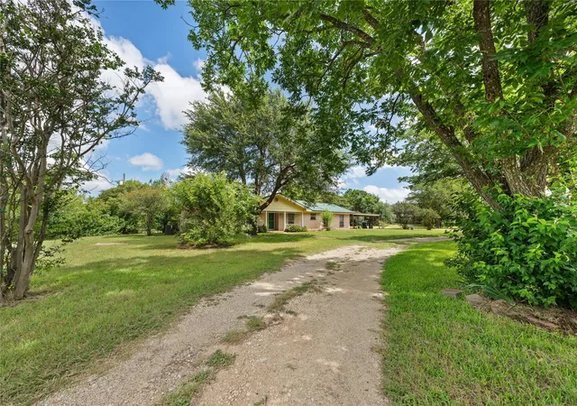 Homes for sale in Lorena, TX | 440 Williams Rd, Lorena, TX 76655 | MLS# 21305891