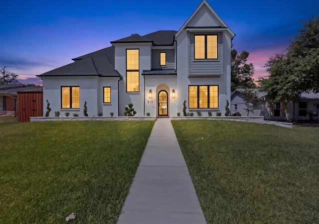 Homes for sale in Richardson, TX | 513 Lawnmeadow Dr, Richardson, TX 75080 | MLS# 21306901
