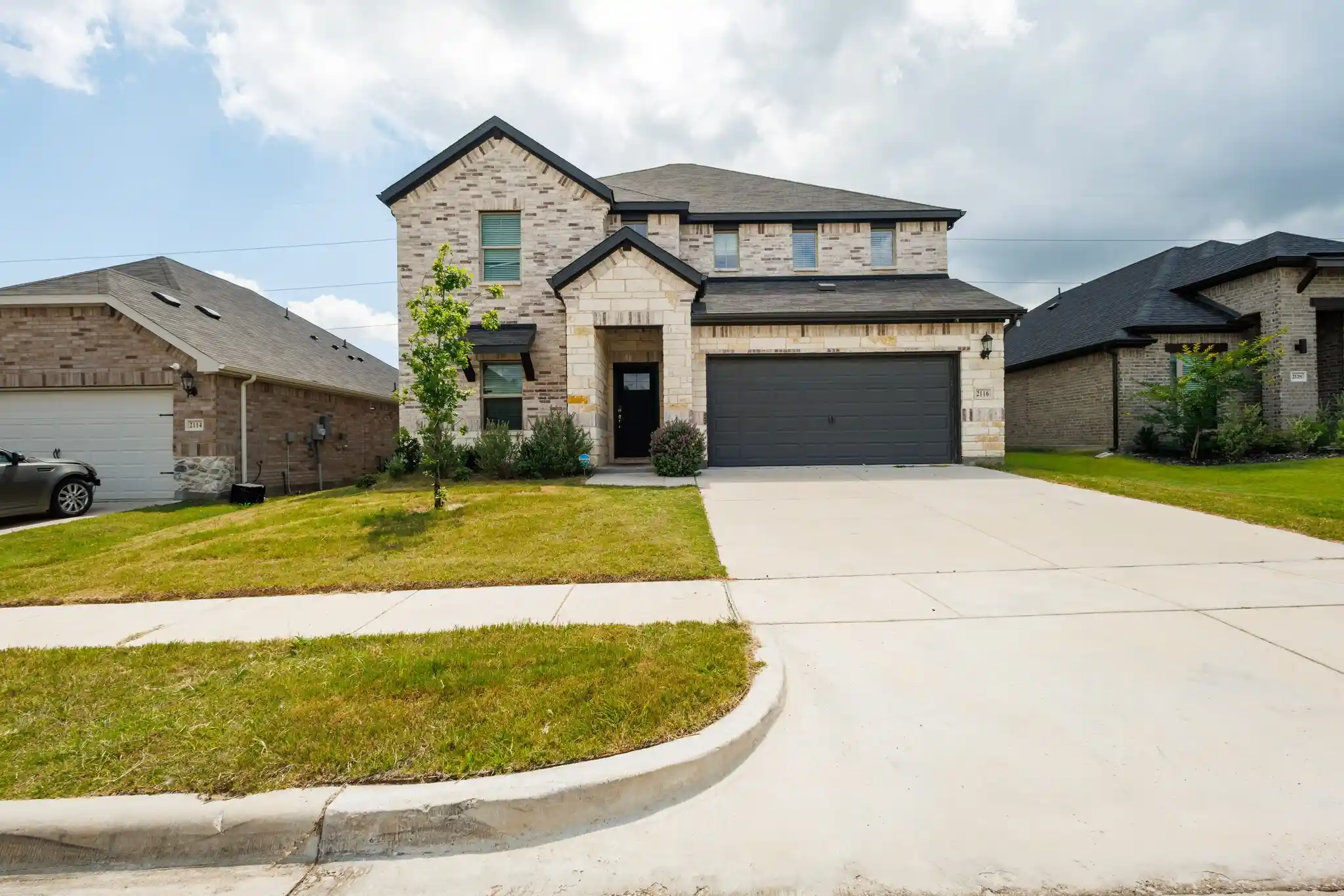 Photo 1 of Single family home for sale at 2116 Colt Ct, Seagoville, TX 75159 | MLS# 21224714 | Listing updated on 2026-06-19