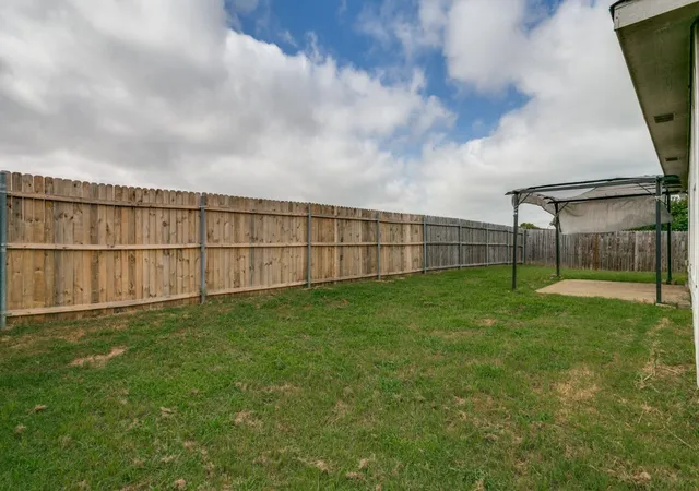 Homes for sale in Burleson, TX | 1221 Krista Dr, Burleson, TX 76028 | MLS# 21304747