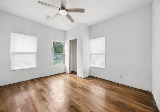 Photo 4 of Single family home for sale at 2830 Tanner St, Dallas, TX 75215 | MLS# 21300127 | Listing updated on 2026-08-19