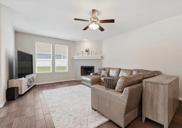 2nd image of 8993 Fair Oaks Dr, Providence Village, TX 76227 | MLS# 21304010