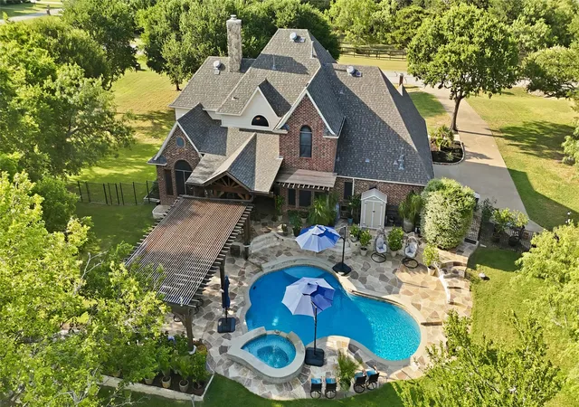 Photo 2 of Single family home for sale at 3536 Bay Ridge Dr, Little Elm, TX 75068 | MLS# 21306406 | Listing updated on 2026-08-23