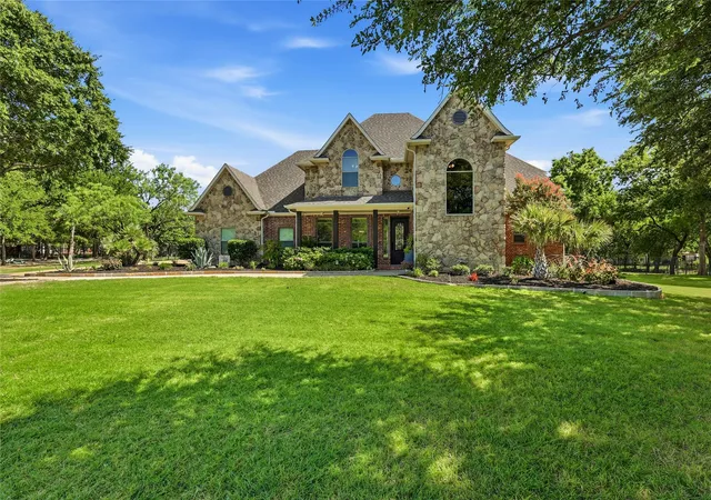 Photo 4 of Single family home for sale at 3536 Bay Ridge Dr, Little Elm, TX 75068 | MLS# 21306406 | Listing updated on 2026-09-27