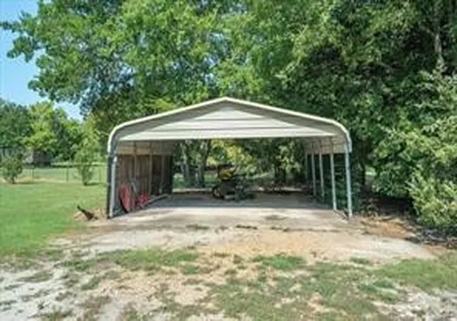 Photo 3 of Manufactured home for sale at 356 Fm 751, Wills Point, TX 75169 | MLS# 21307097 | Listing updated on 2026-09-23