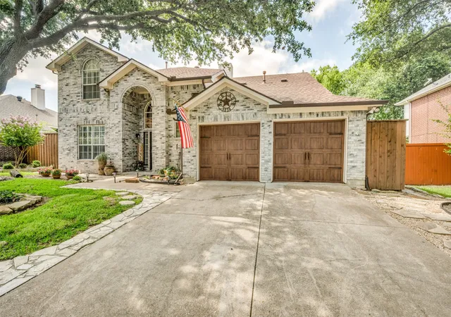 Homes for sale in Flower Mound, TX | 725 Crested Butte Trl, Flower Mound, TX 75028 | MLS# 21307028