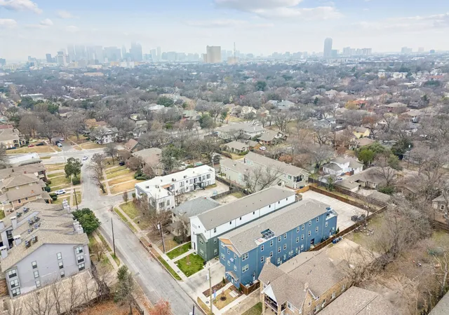 2nd image of 5317 Reiger Ave, Dallas, TX 75214 | MLS# 21307176