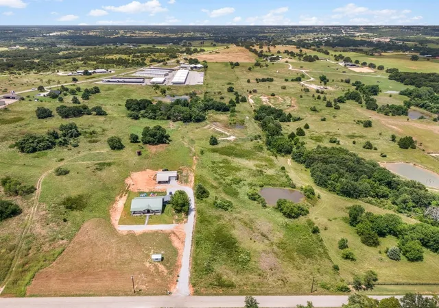 Homes for sale in Decatur, TX | 452 County Road 4196, Decatur, TX 76234 | MLS# 21307193