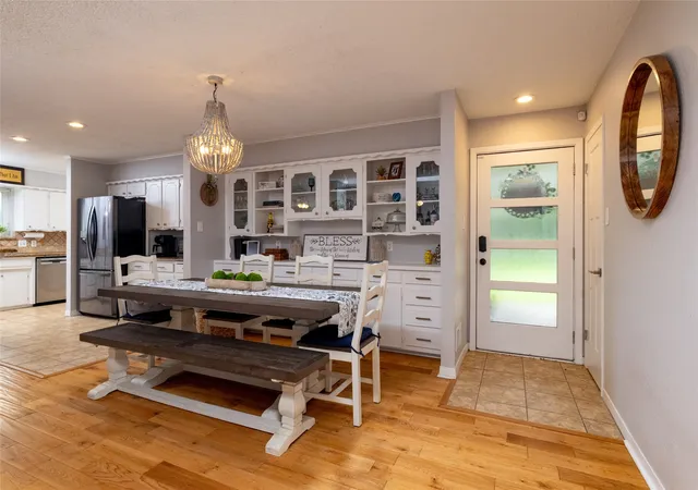Photo 4 of Single family home for sale at 205 Timberlake Dr, Azle, TX 76020 | MLS# 21304642 | Listing updated on 2026-09-23