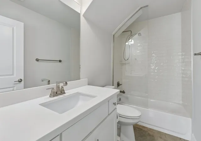 Photo 4 of Townhouse for sale at 4728 Asher Pl, Dallas, TX 75204 | MLS# 21300837 | Listing updated on 2026-07-26